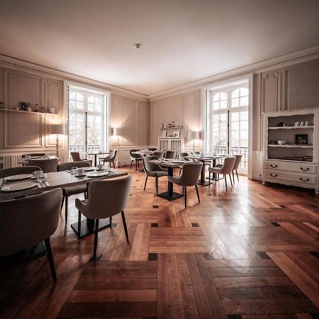 Hotel O Chateau Hayange Екстериор снимка