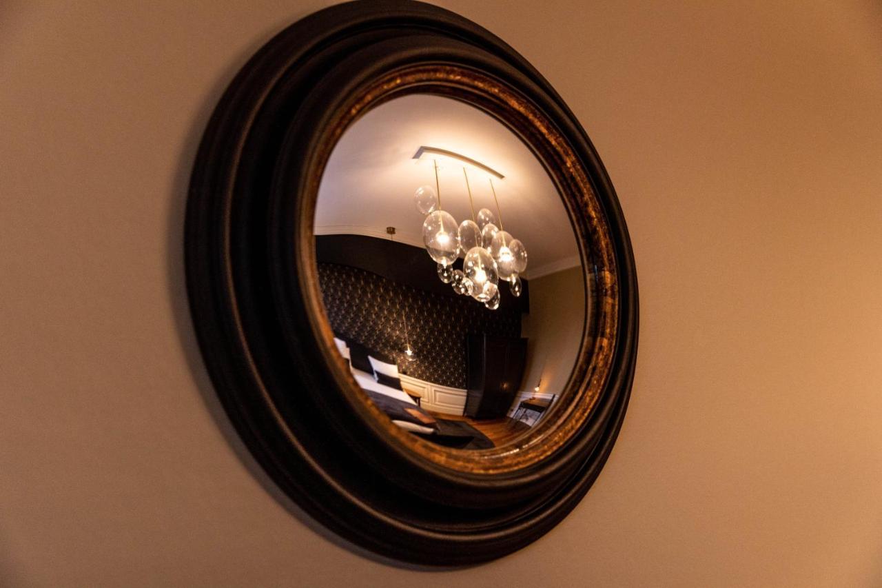 Hotel O Chateau Hayange Екстериор снимка