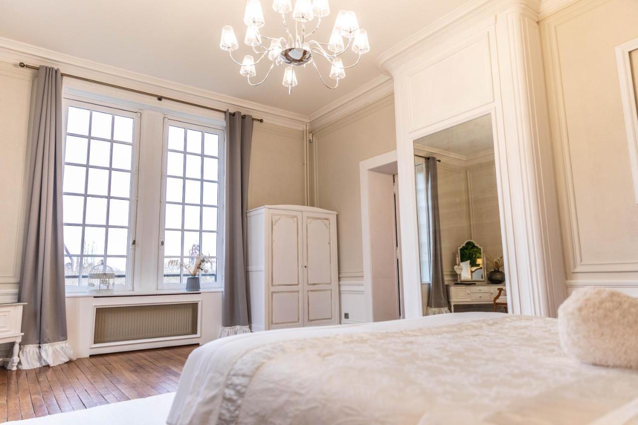 Hotel O Chateau Hayange Екстериор снимка