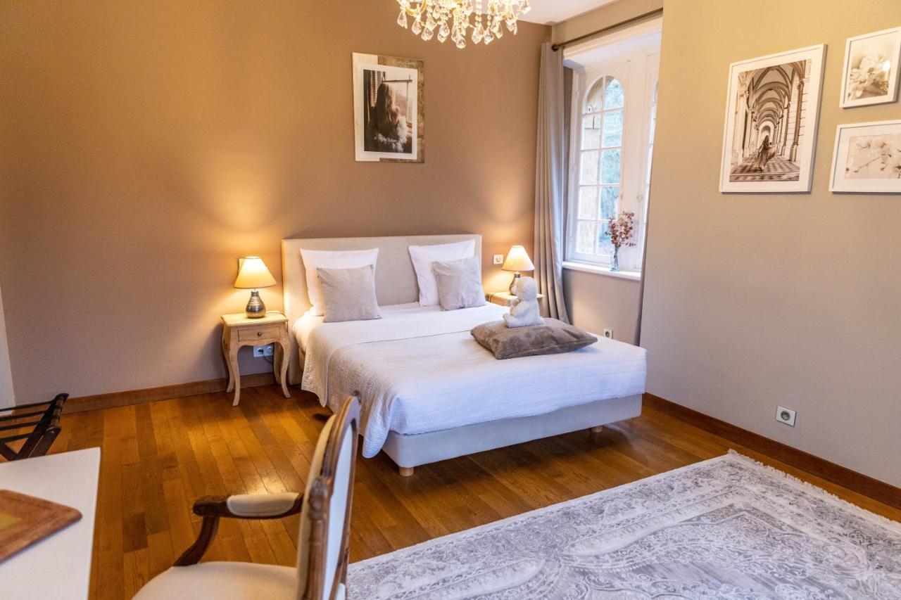 Hotel O Chateau Hayange Екстериор снимка